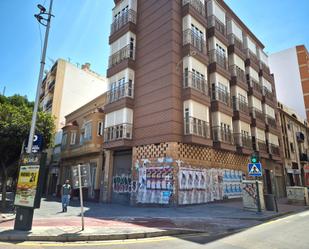 Vista exterior de Local de lloguer en  Almería Capital