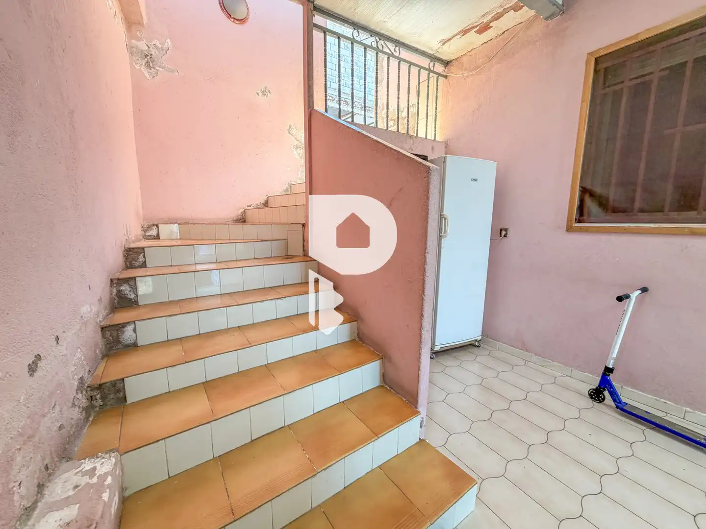 Haus oder Chalet zum Verkauf in Sant Vicenç Dels Horts mit Terrasse, Abstellraum und Fernseher