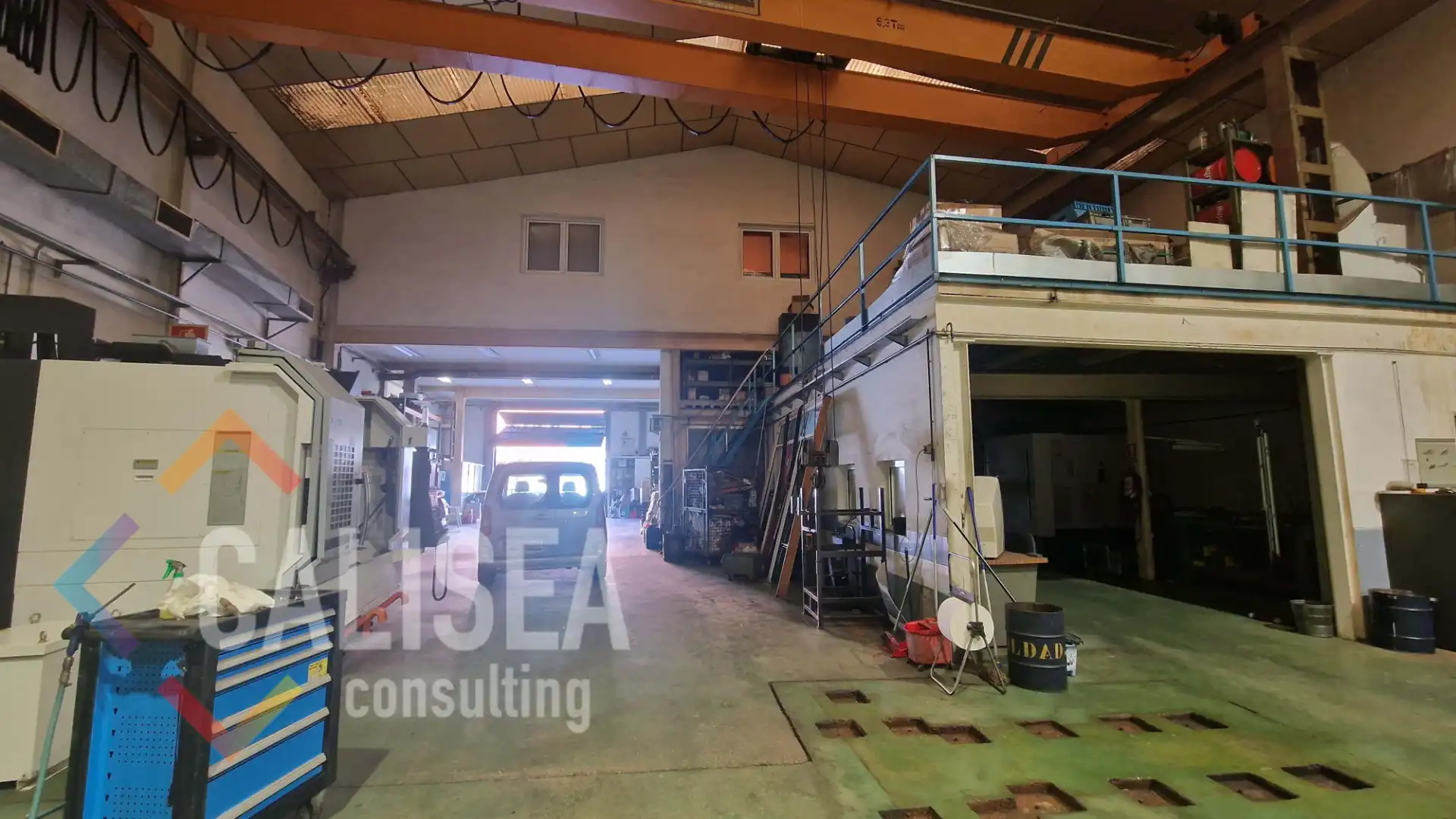 Industrial building for sale in Carrer Salvador Seguí "Noi del Sucre" 11, imagen 4