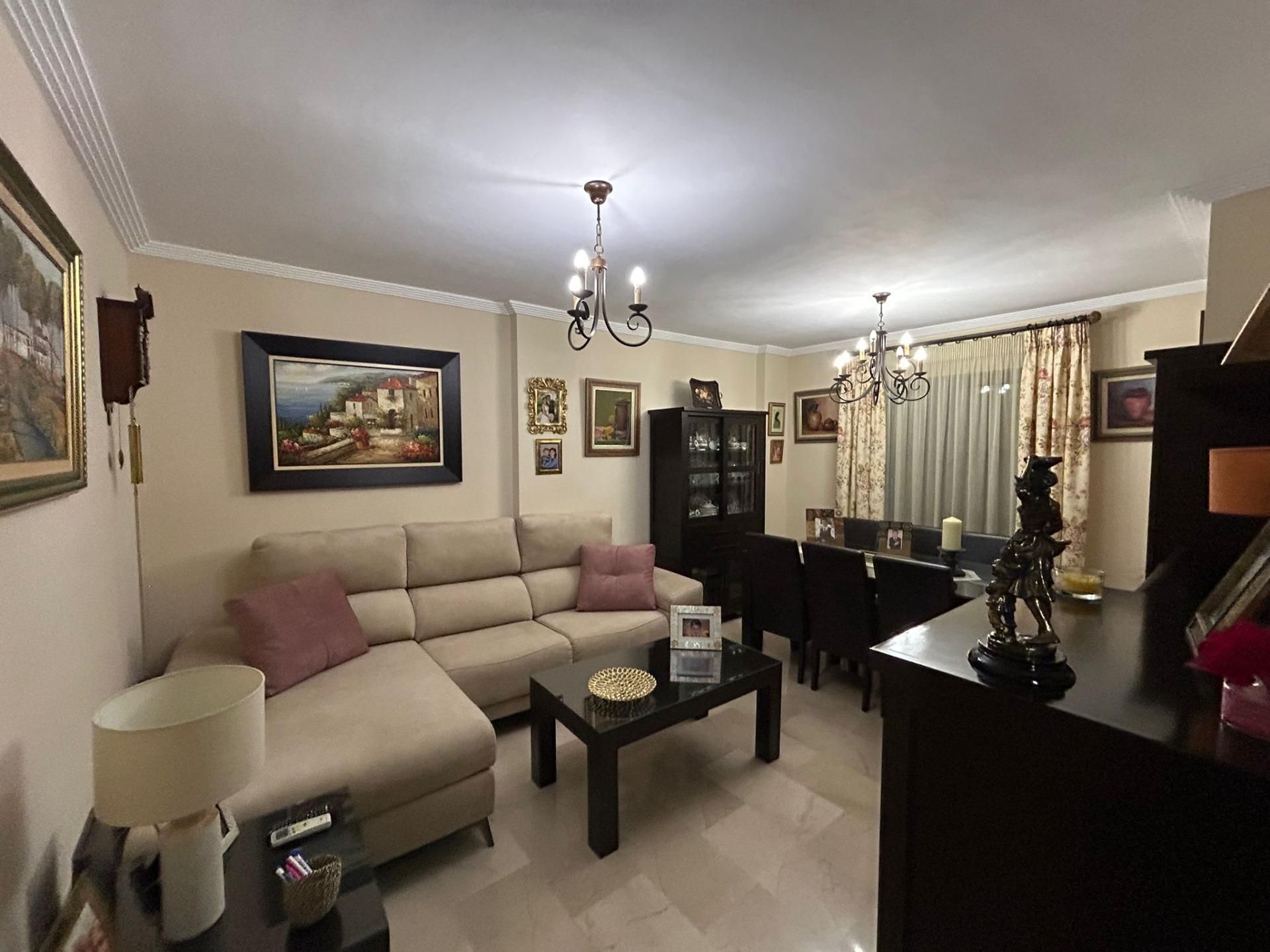 Living room of Single-family semi-detached for sale in Alcalá de Guadaira  with Air Conditioner and Balcony