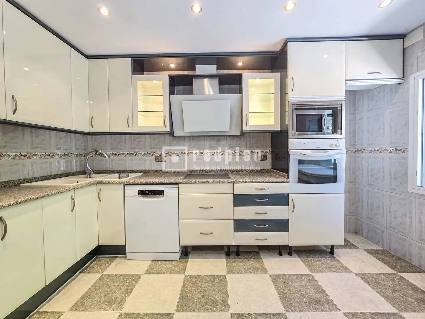 Chalet con jardín en venta en Becerril de la Sierra, imagen 5
