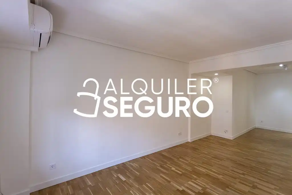 Piso de alquiler en de Nuñez Morgado, Castilla
