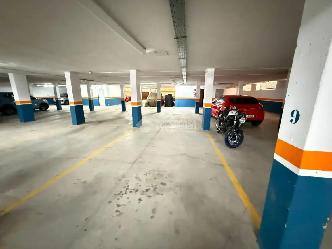 Parking of Flat for sale in Almorox  with Air Conditioner, Heating and Parquet flooring
