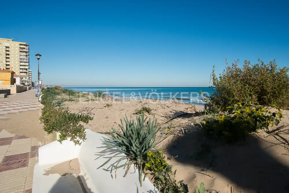 Exterior view of Houses for sale in Sueca  with Air Conditioner, Heating and Private garden
