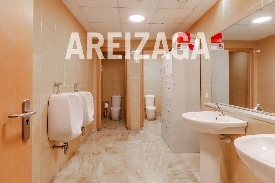 Baño de Oficina en venta en Donostia - San Sebastián  con Aire acondicionado y Calefacción