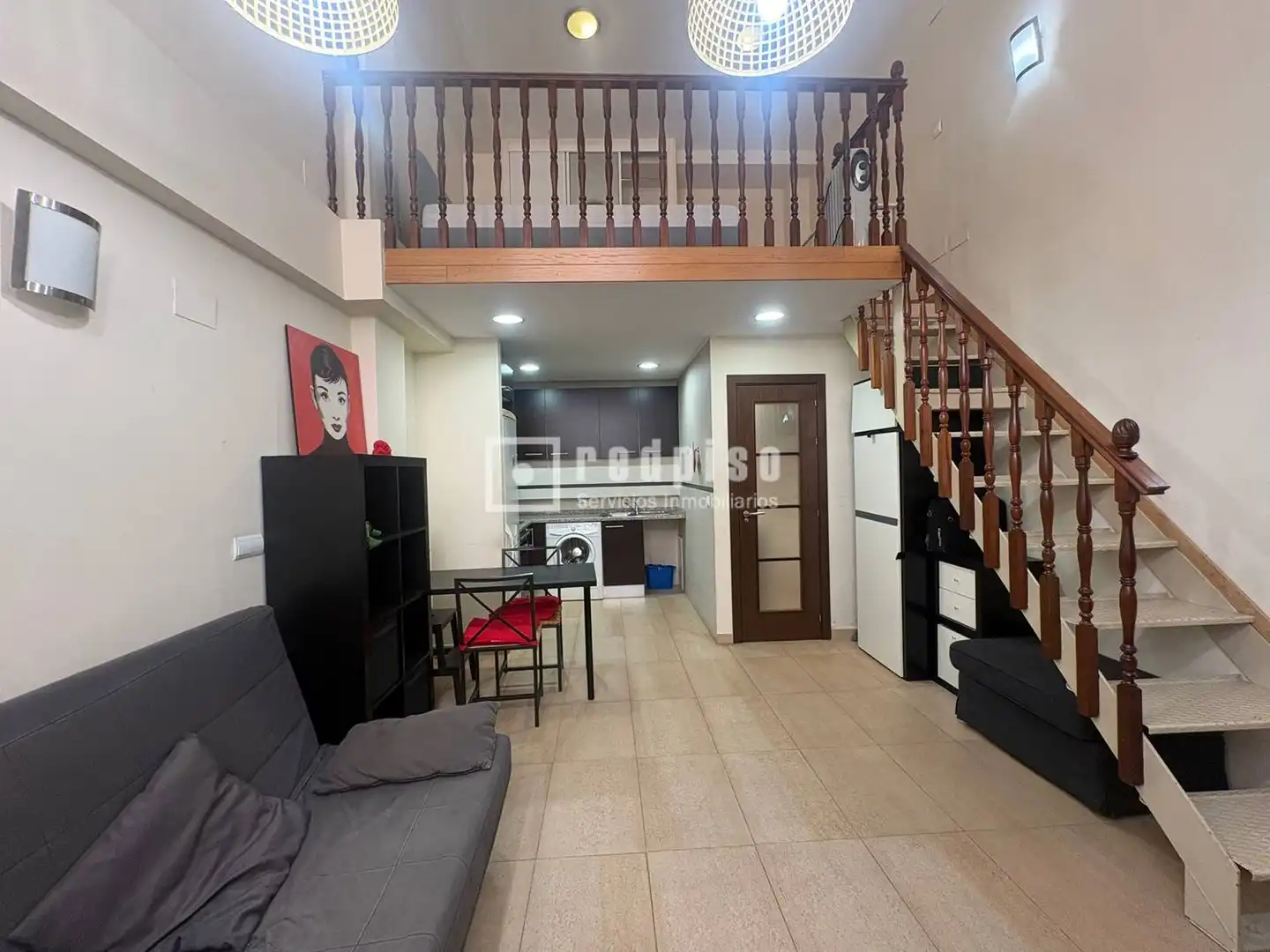Piso en venta en Madrid con Calefacción y Amueblado