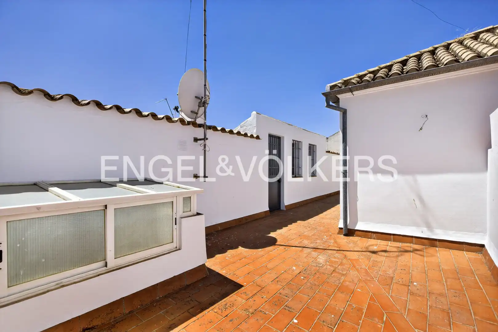 Terrace of Houses for sale in Osuna  with Air Conditioner and Heating