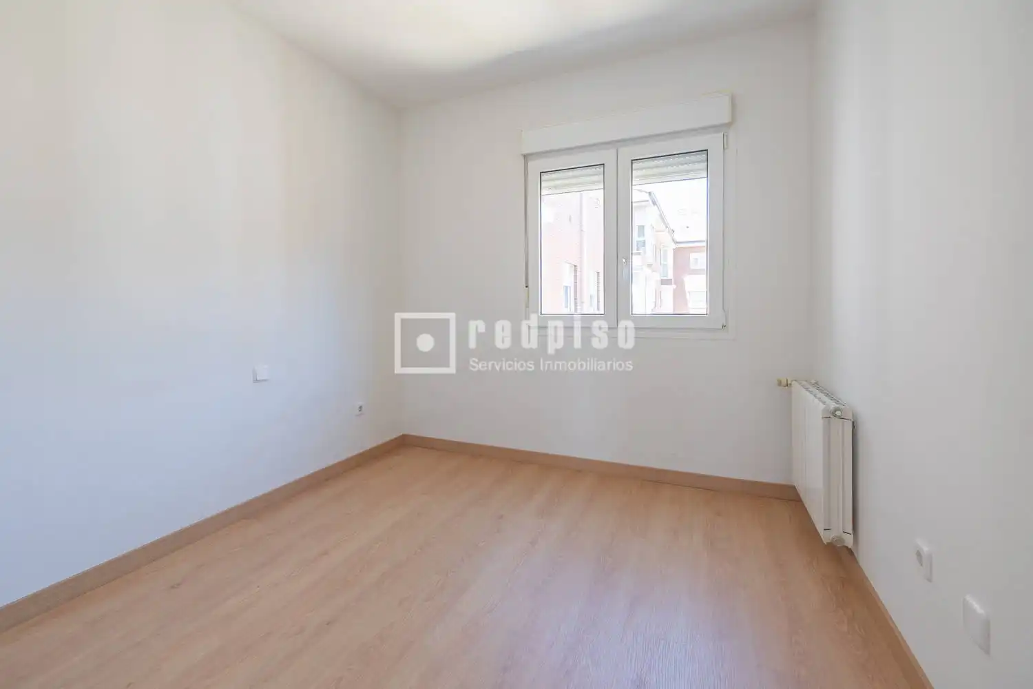 Bedroom of Flat for sale in Madrid  with Air Conditioner, Heating and Private garden