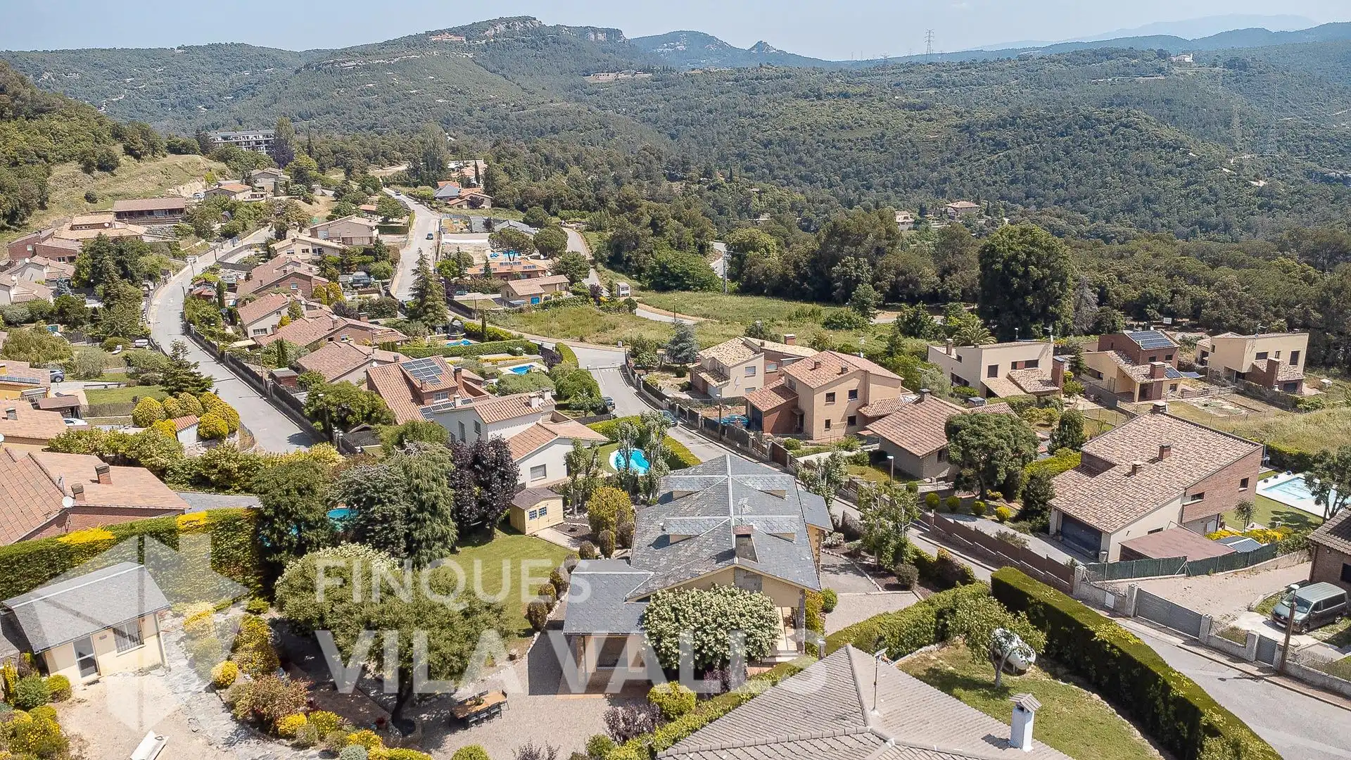 Vista exterior de Casa o xalet en venda en Sant Quirze Safaja amb Aire condicionat