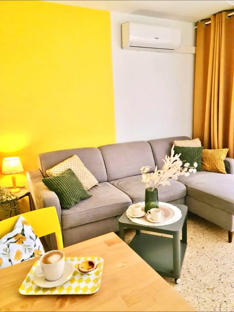 Sala de estar de Apartamento en venta en Salou con Aire acondicionado, Amueblado y Balcón