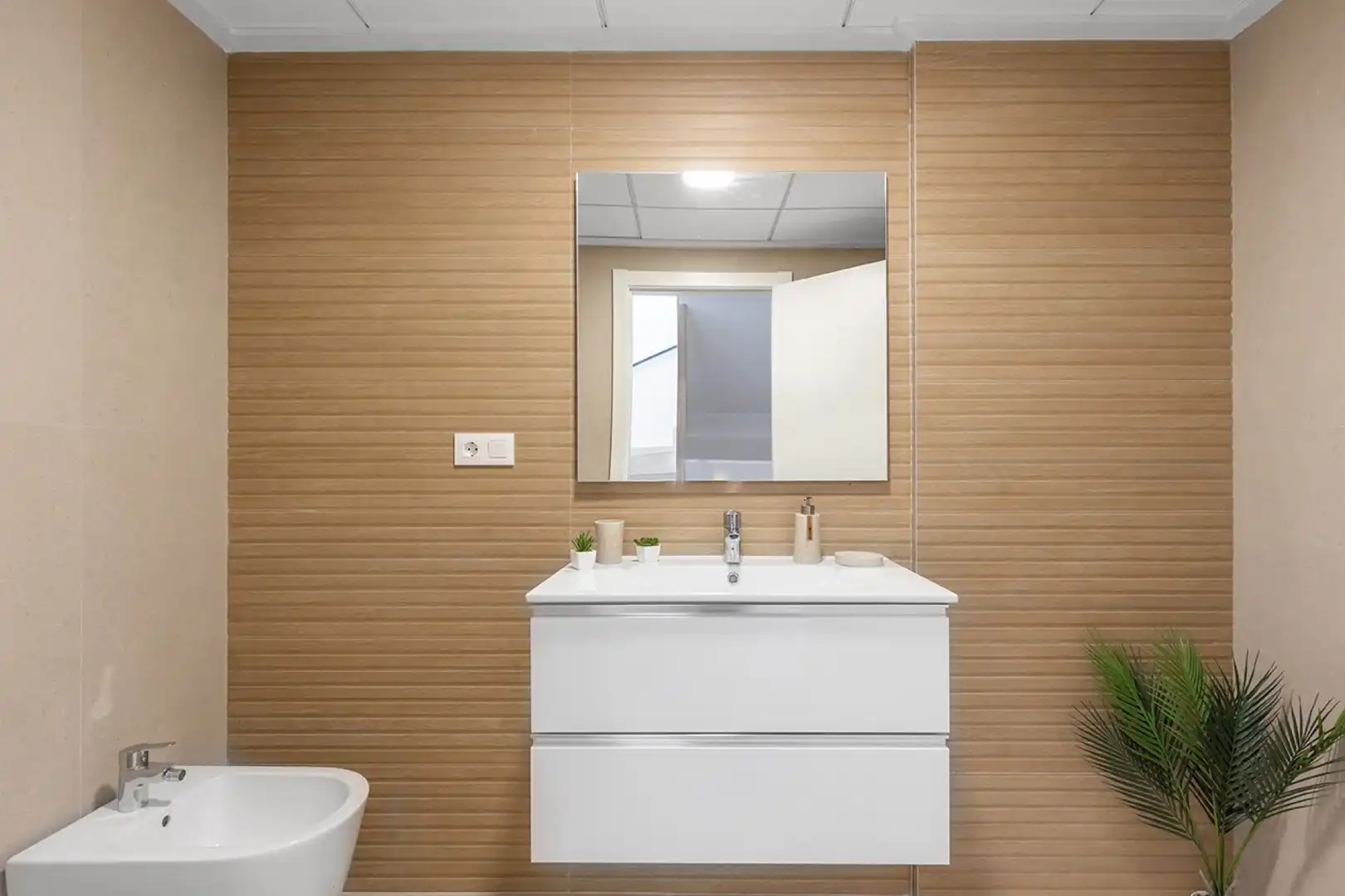 Appartamento con terrazza in vendita a Center, imagen 27