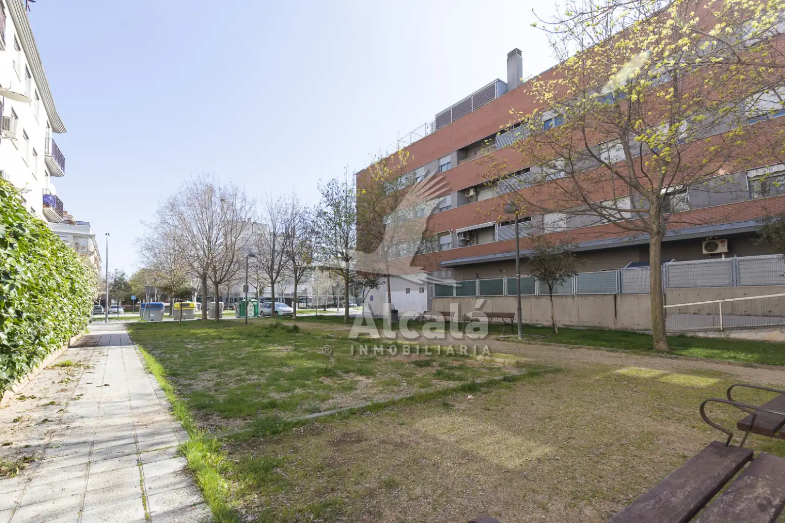 Exterior view of Flat for sale in Azuqueca de Henares  with Air Conditioner and Heating