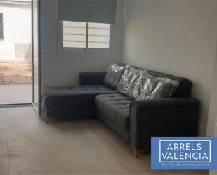 Sala d'estar de Apartament de lloguer en  Valencia Capital amb Aire condicionat, Calefacció i Moblat