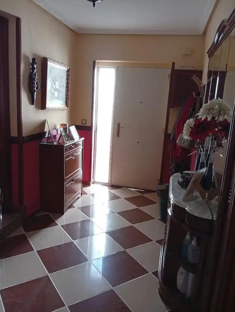 Casa adosada en venda en  Jaén Capital amb Balcó