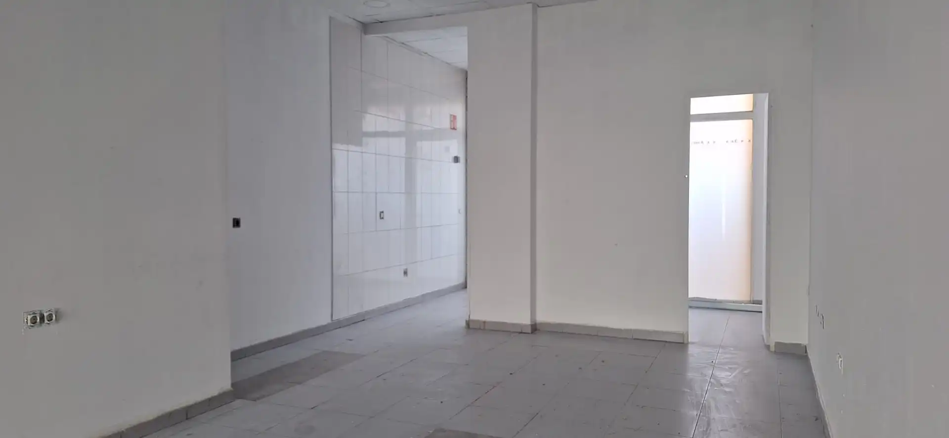 Local comercial en alquiler en GUELL, imagen 8