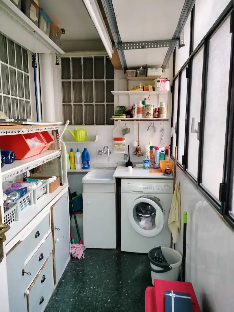 Cuina de Pis en venda en Valencia amb Moblat, Forn i Rentadora
