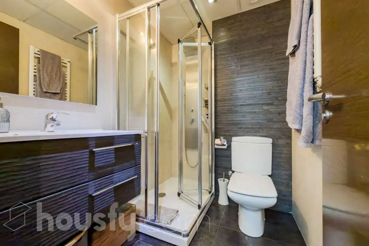 Baño de Casa o chalet en venta en Barcelona con Aire acondicionado, Calefacción y Jardín privado