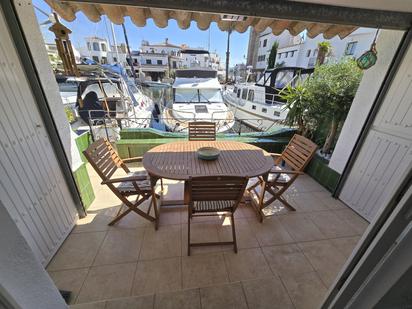 Jardí de Casa adosada en venda en Empuriabrava amb Aire condicionat, Calefacció i Terrassa