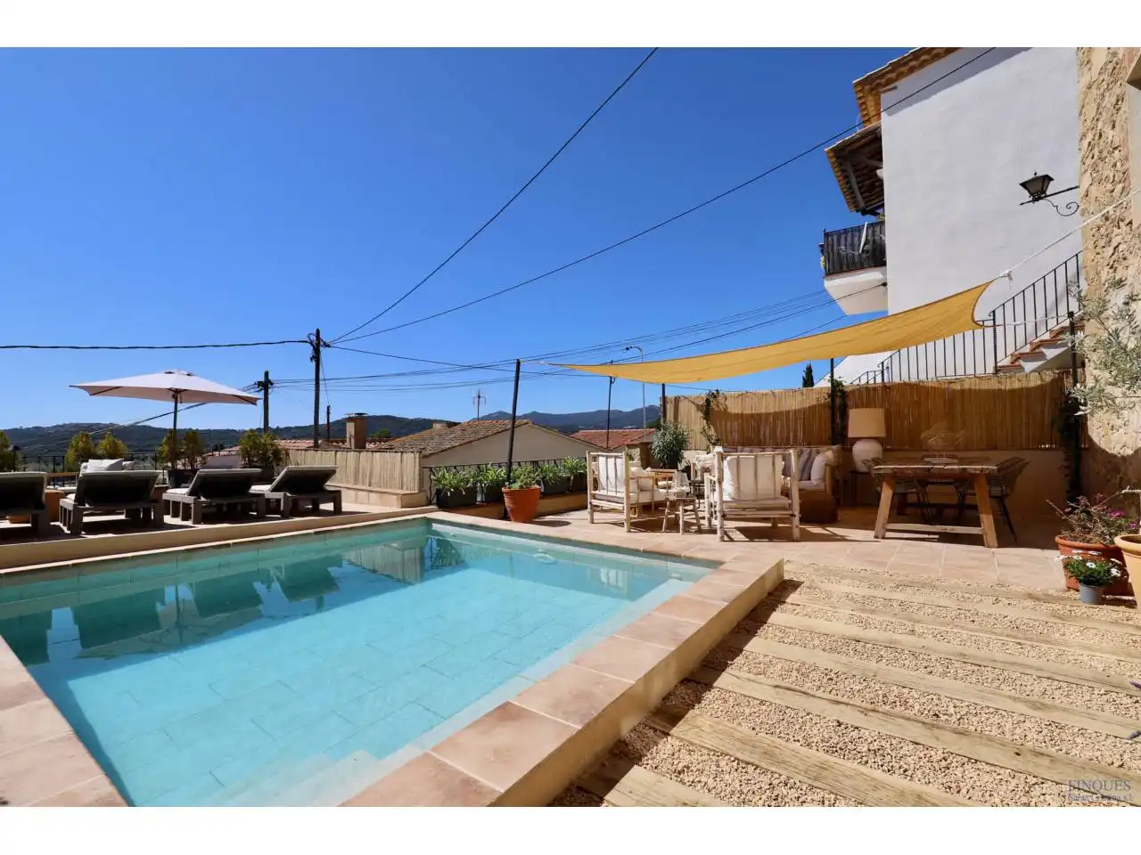 Schwimmbecken von Country house zum Verkauf in Castell d'Aro, Platja d'Aro i s'Agaró mit Heizung, Privatgarten und Terrasse