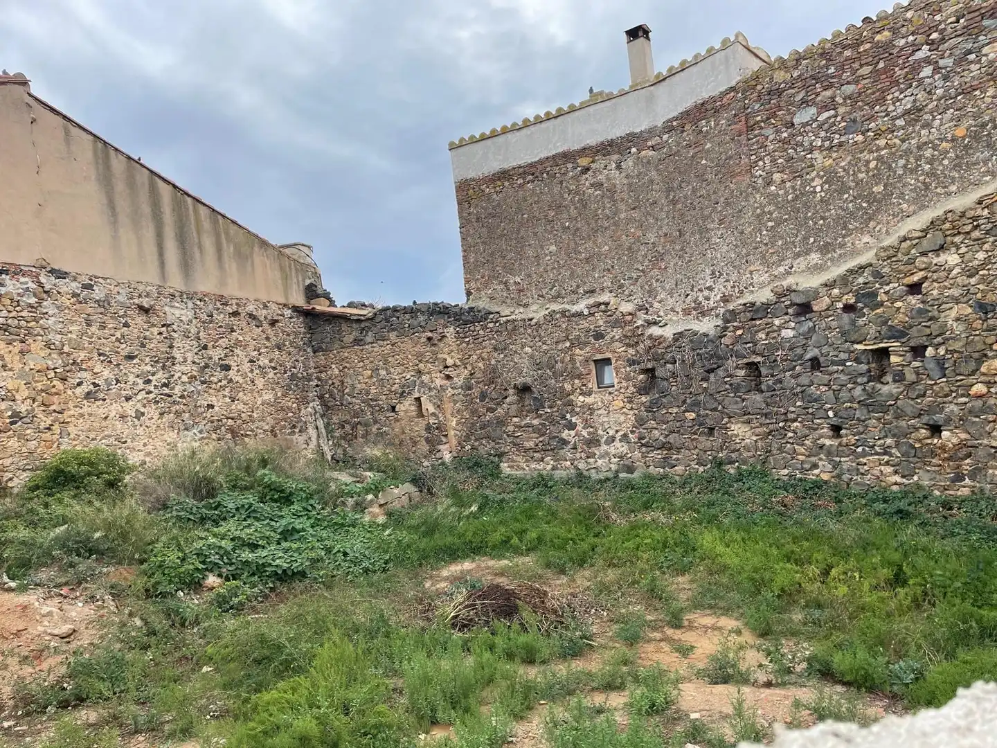 Terreny residencial en venda a Garriguella