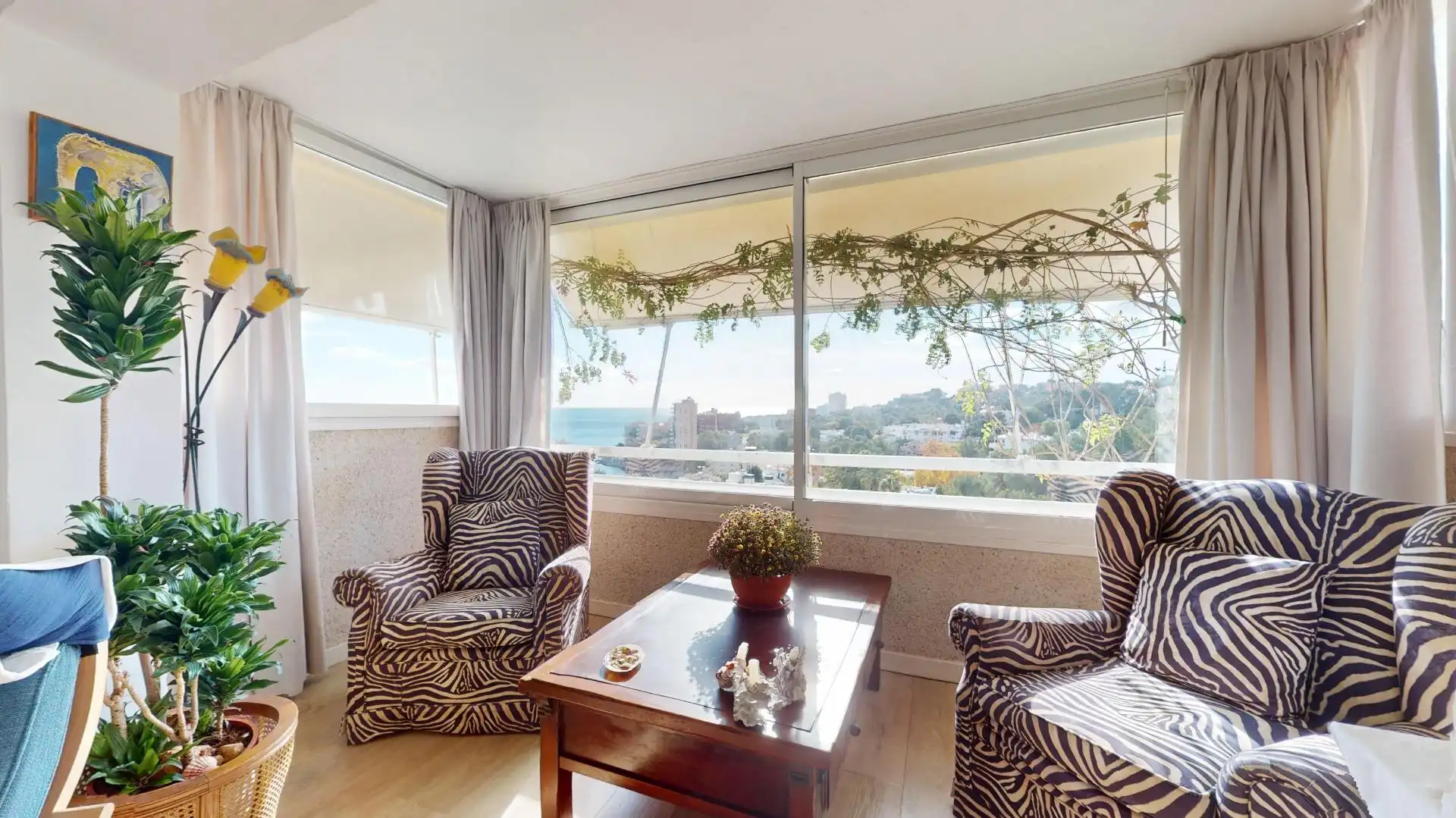 Sala de estar de Piso en venta en Calvià con Parquet, Terraza y Trastero