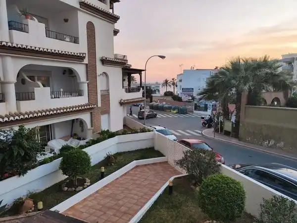 Exterior view of Flat for rent in Almuñécar  with Terrace, Furnished and Oven