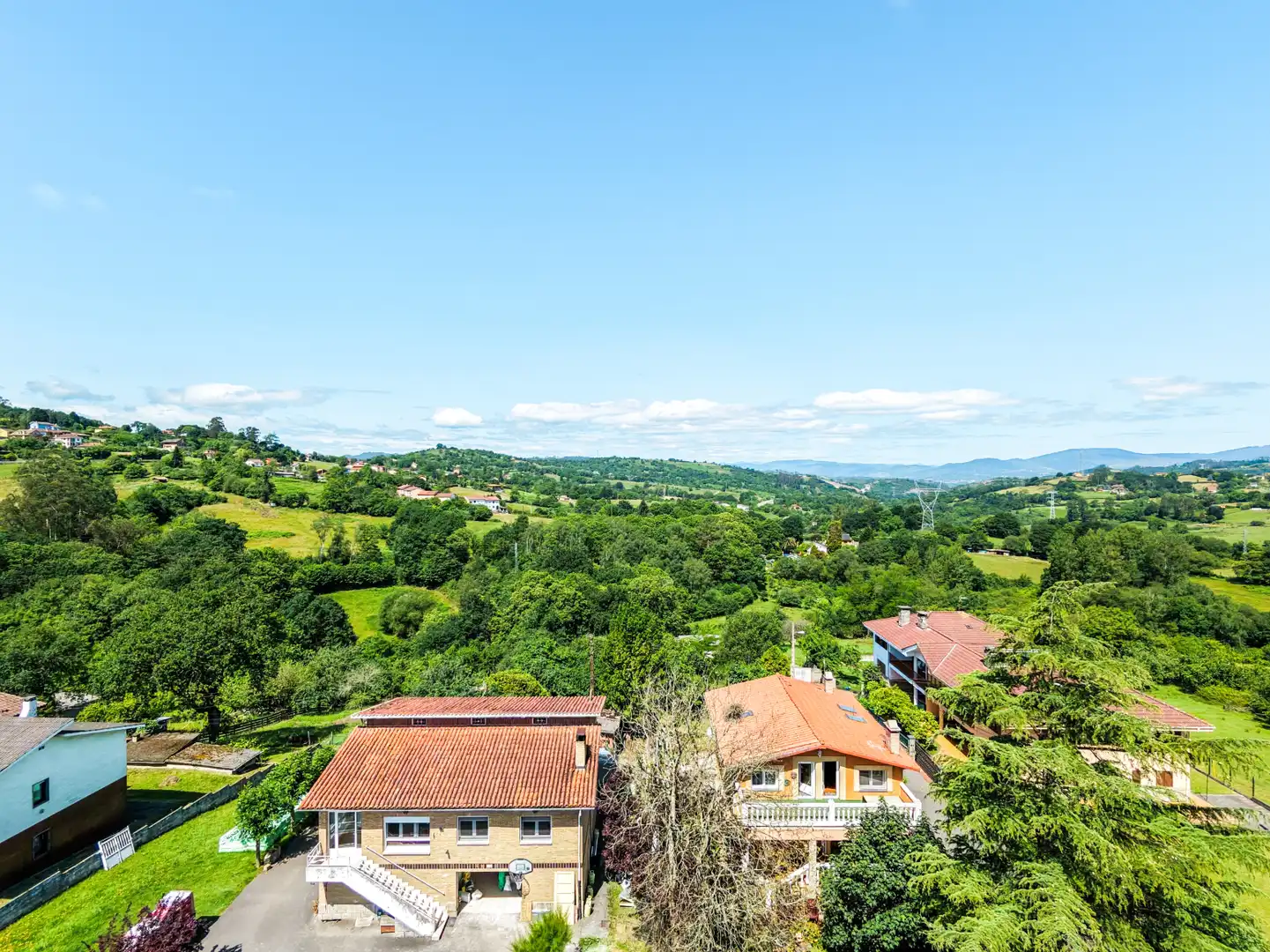 Casa o xalet en venda a Salesas - Foncalada - Campoamor