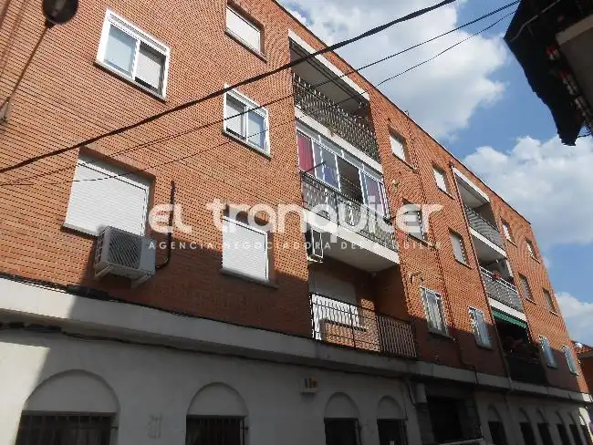 Vista exterior de Pis de lloguer en Colmenar Viejo amb Aire condicionat, Traster i Rentadora