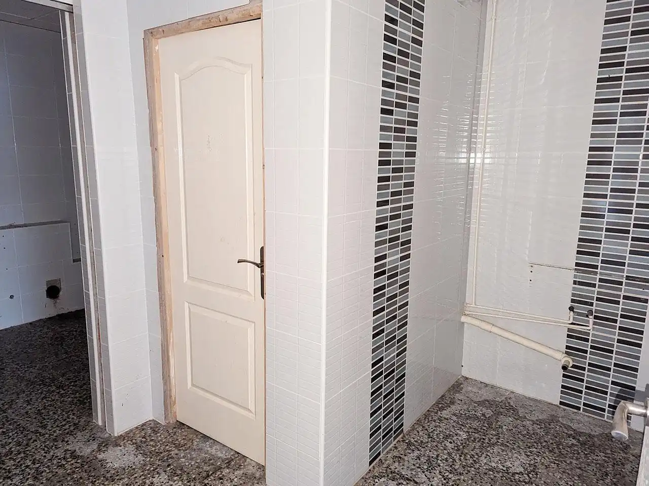 Badezimmer von Geschaftsraum zur Miete in Ulldecona