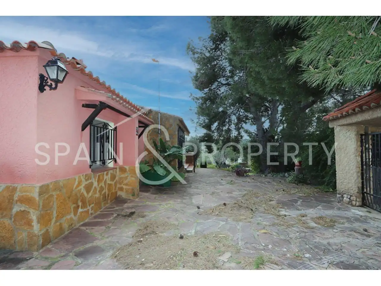 Exterior view of Houses for sale in Torrent  with Air Conditioner, Heating and Private garden