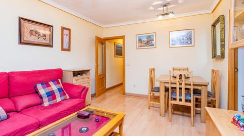 Foto 4 von Erdgeschoss zum Verkauf in Camino Vinateros, 84, Marroquina, Madrid Capital