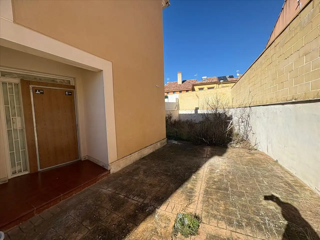 Jardín de Casa o chalet en venta en Valdelaguna con Calefacción y Jardín privado