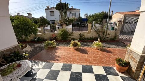 Foto 2 de Casa o xalet en venda a Calle Fernán Pérez de Guzmán, 13, Santa Isabel, Málaga Capital