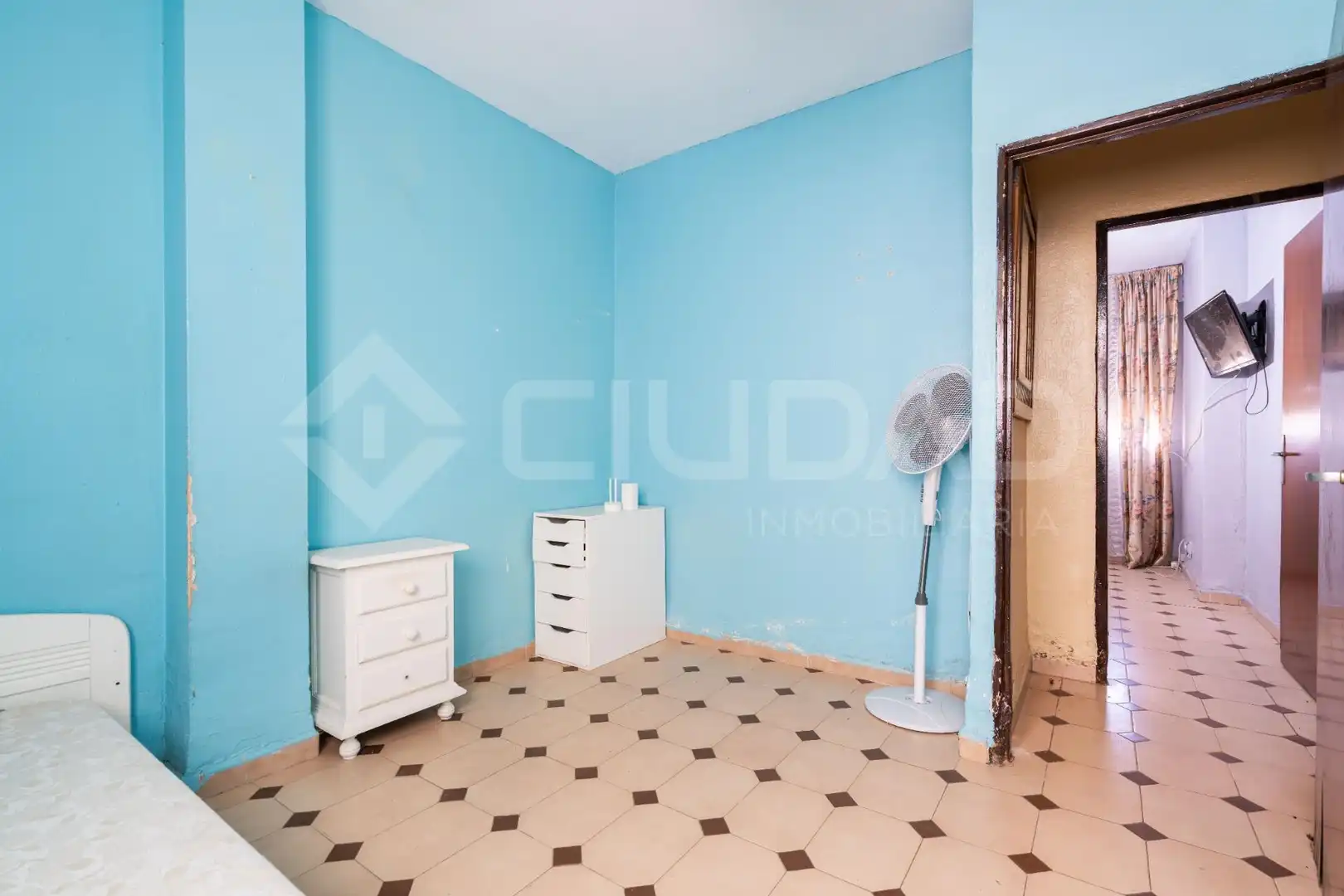 Bedroom of Flat for sale in Nervión