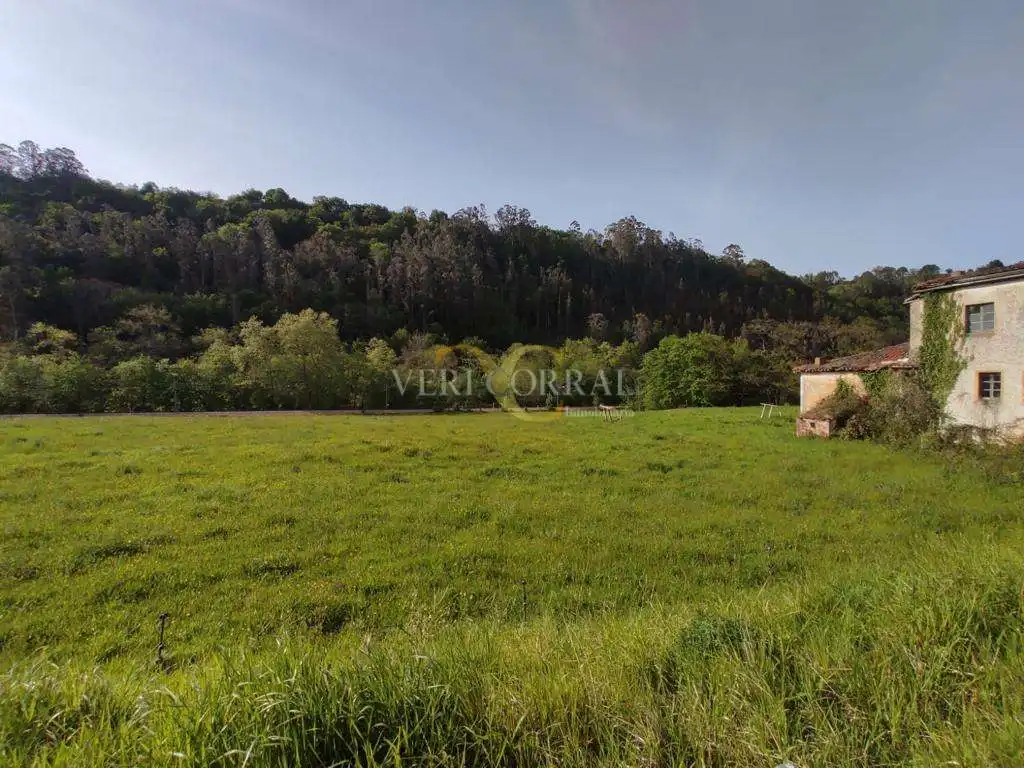 Terreno en venta en Infiesto, Piloña