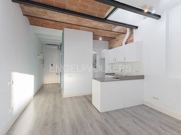 Penthouse mit Balkon zum Verkauf in Eixample