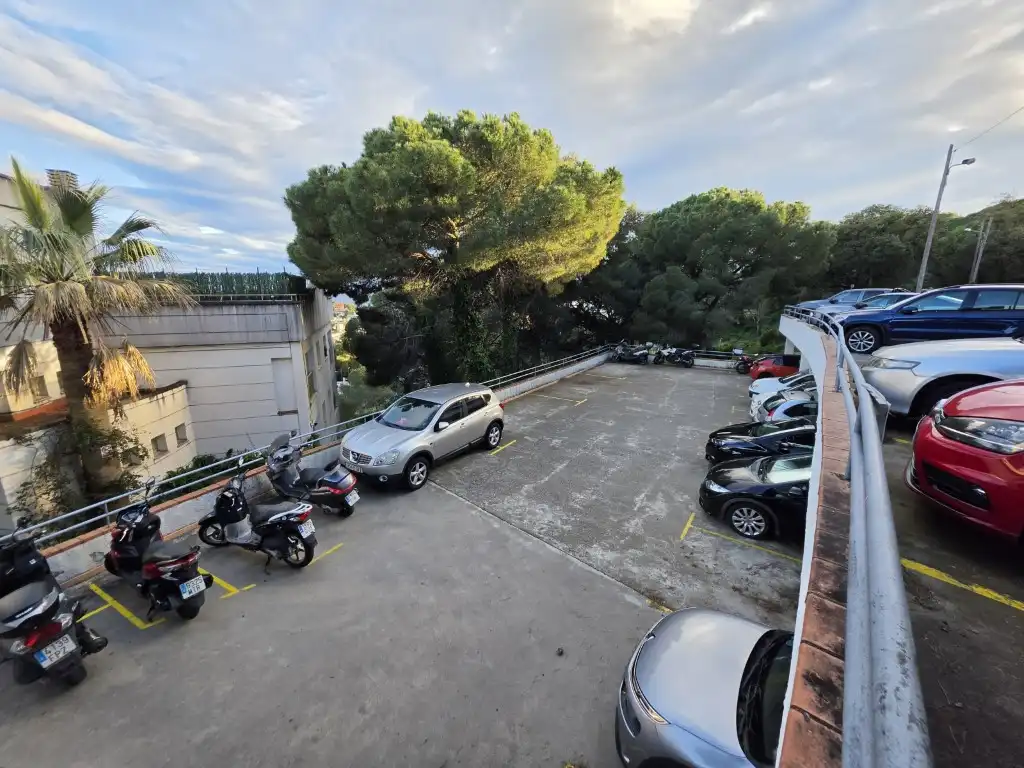 Parkplatz von Wohnungen zum Verkauf in Lloret de Mar