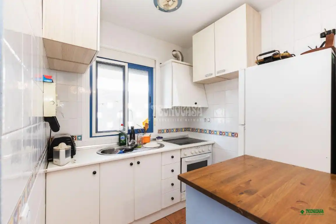 Küche von Wohnung zum Verkauf in Níjar mit Klimaanlage, Heizung und Balkon
