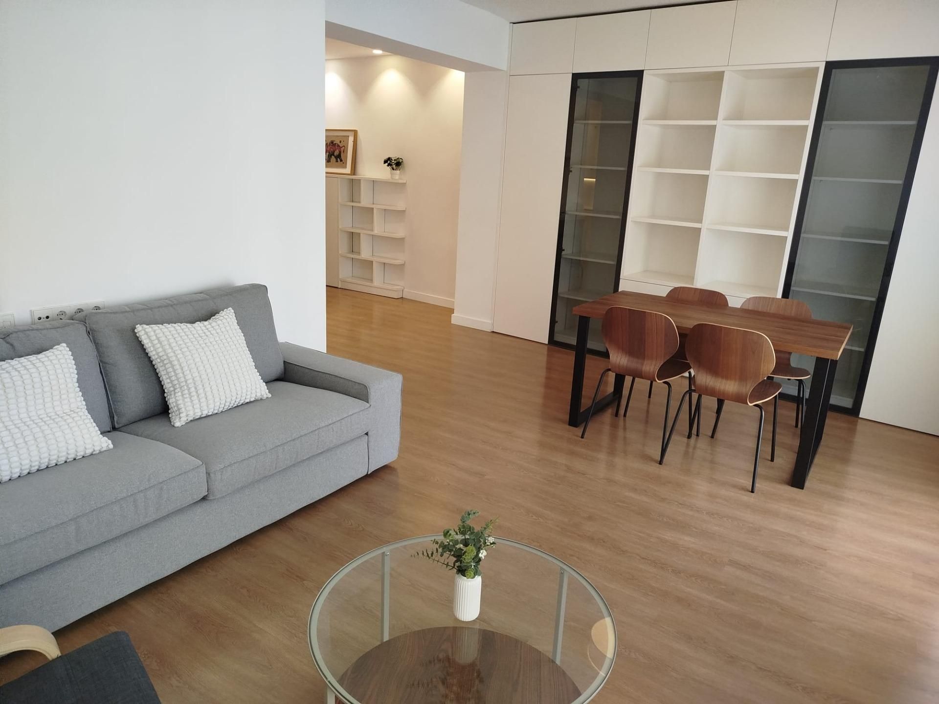 Living room of Apartment to rent in  Murcia Capital  with Air Conditioner, Furnished and Balcony