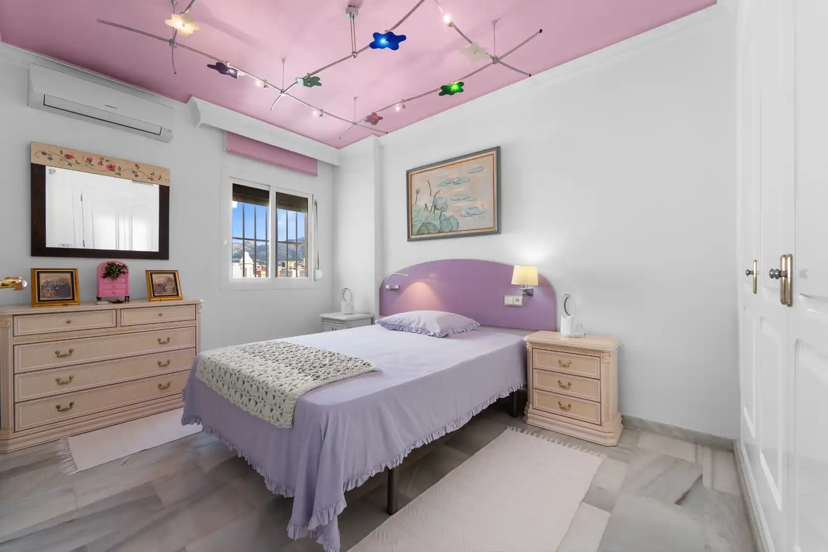 Bedroom of Flat for sale in Mijas  with Air Conditioner, Terrace and Storage room