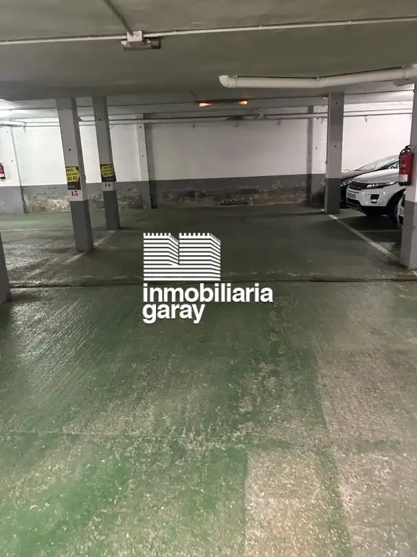 Garaje en venta en Medina de Pomar