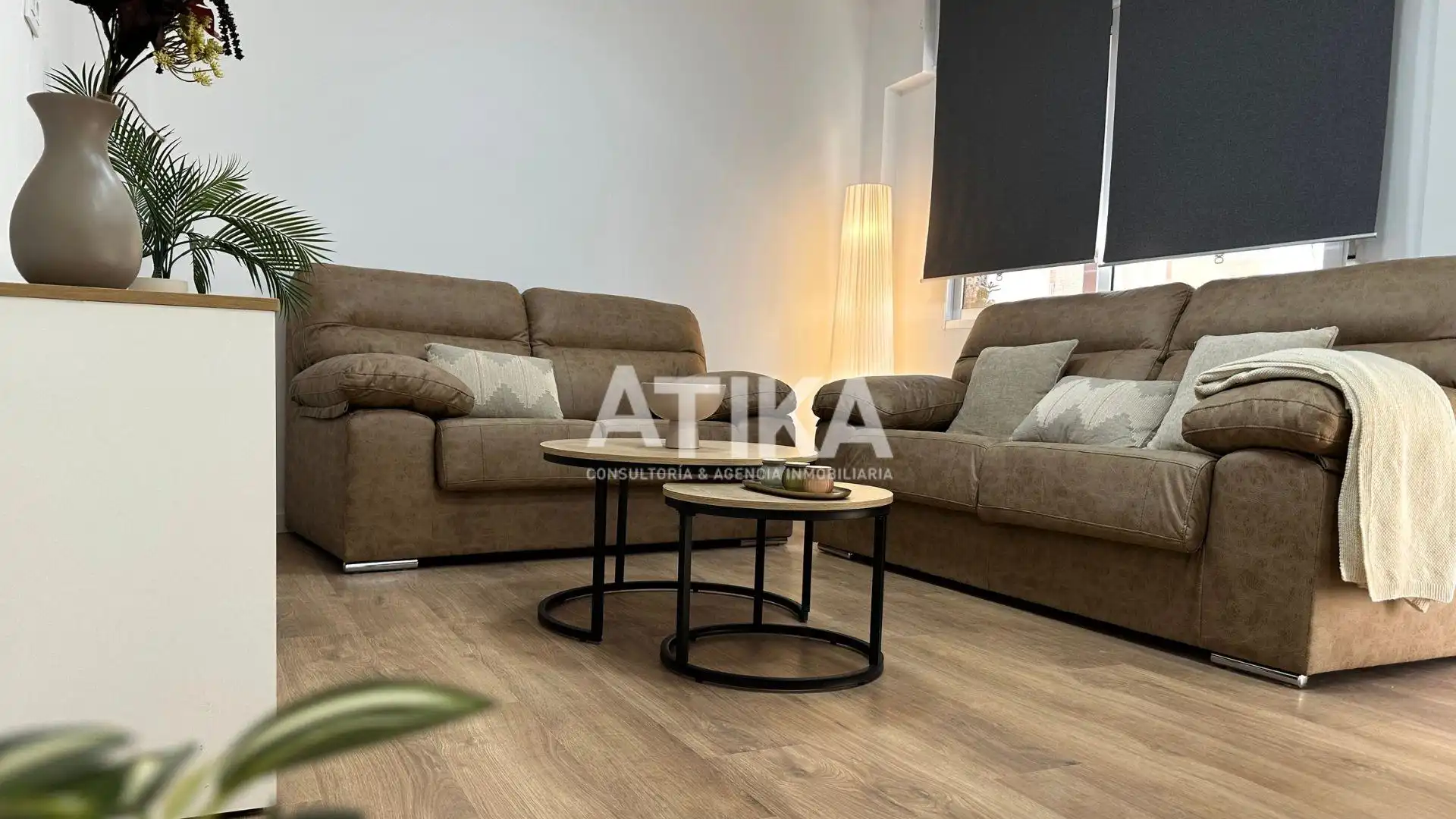 Sala de estar de Piso en venta en Albaida con Parquet, Trastero y Amueblado