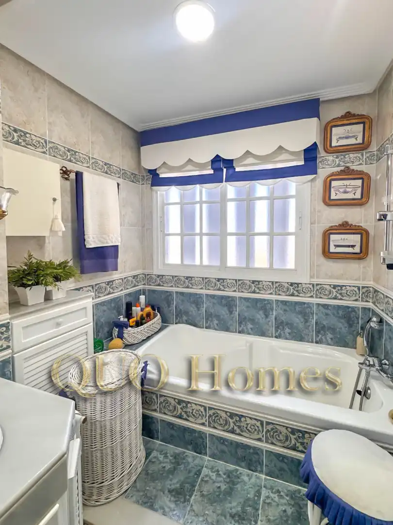 Bathroom of Flat for sale in Jerez de la Frontera  with Air Conditioner