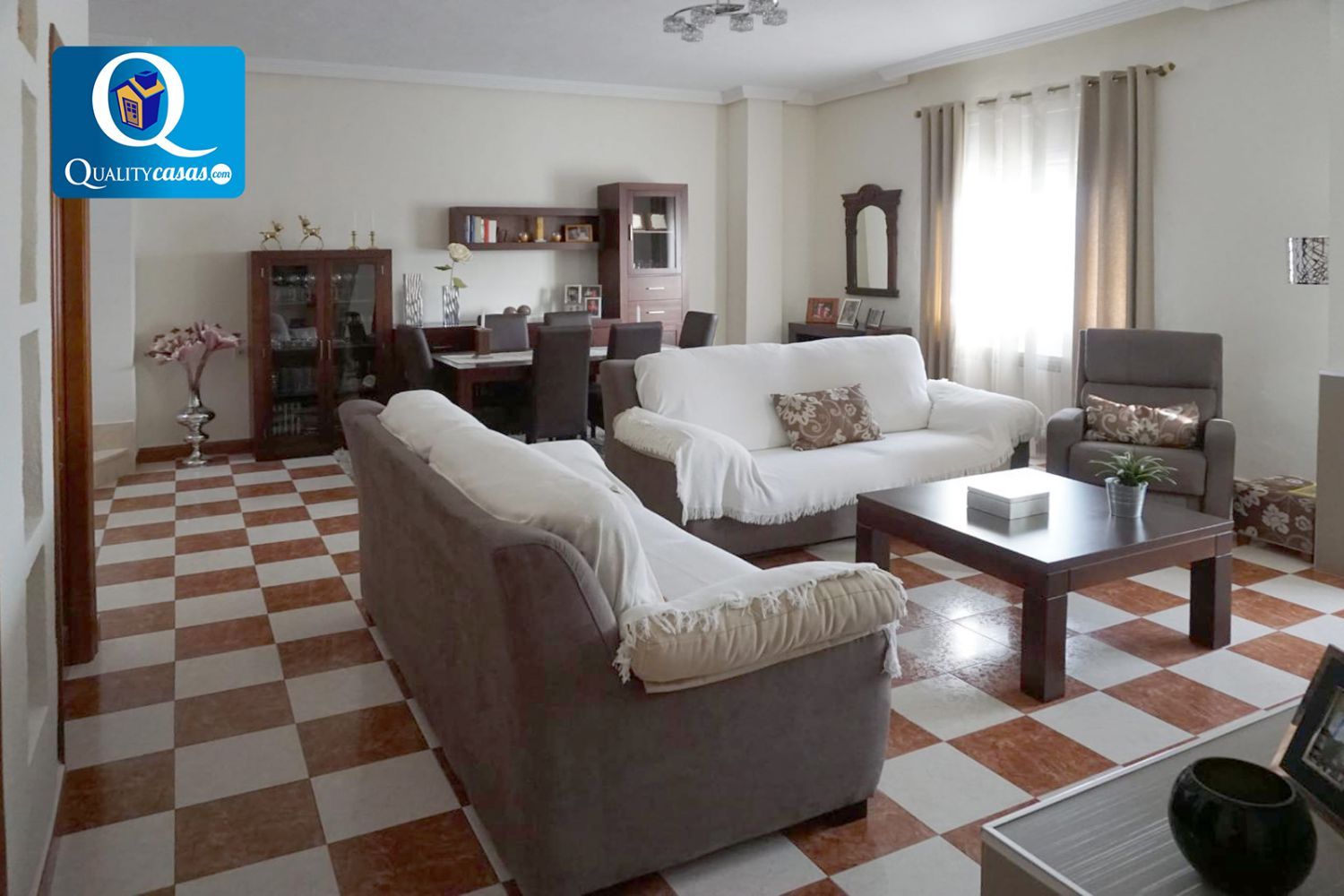 Sala d'estar de Casa o xalet en venda en Cortes de Baza amb Calefacció, Terrassa i Traster