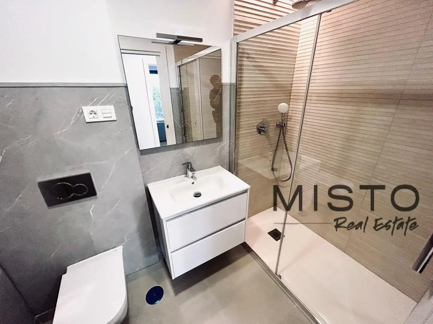 Flat with lift for sale in CALLE LEGAZPI  Es: Pl: Pt:B ESTEPONA (MÁLAGA), imagen 16