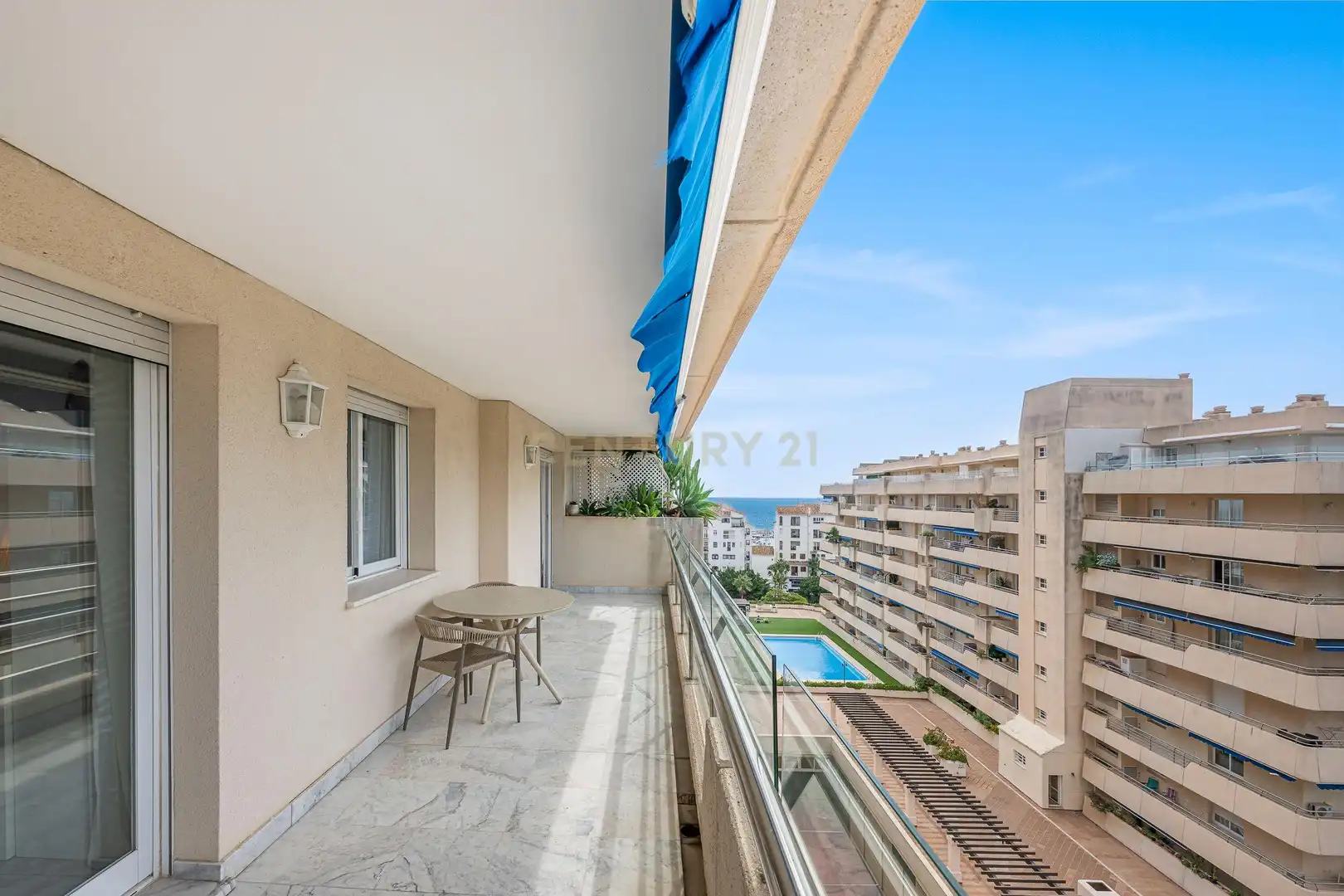 Mini appartamento con piscina in vendita a Calle Ramón Areces, Marbella, Spain Marina Banús 2, imagen 27