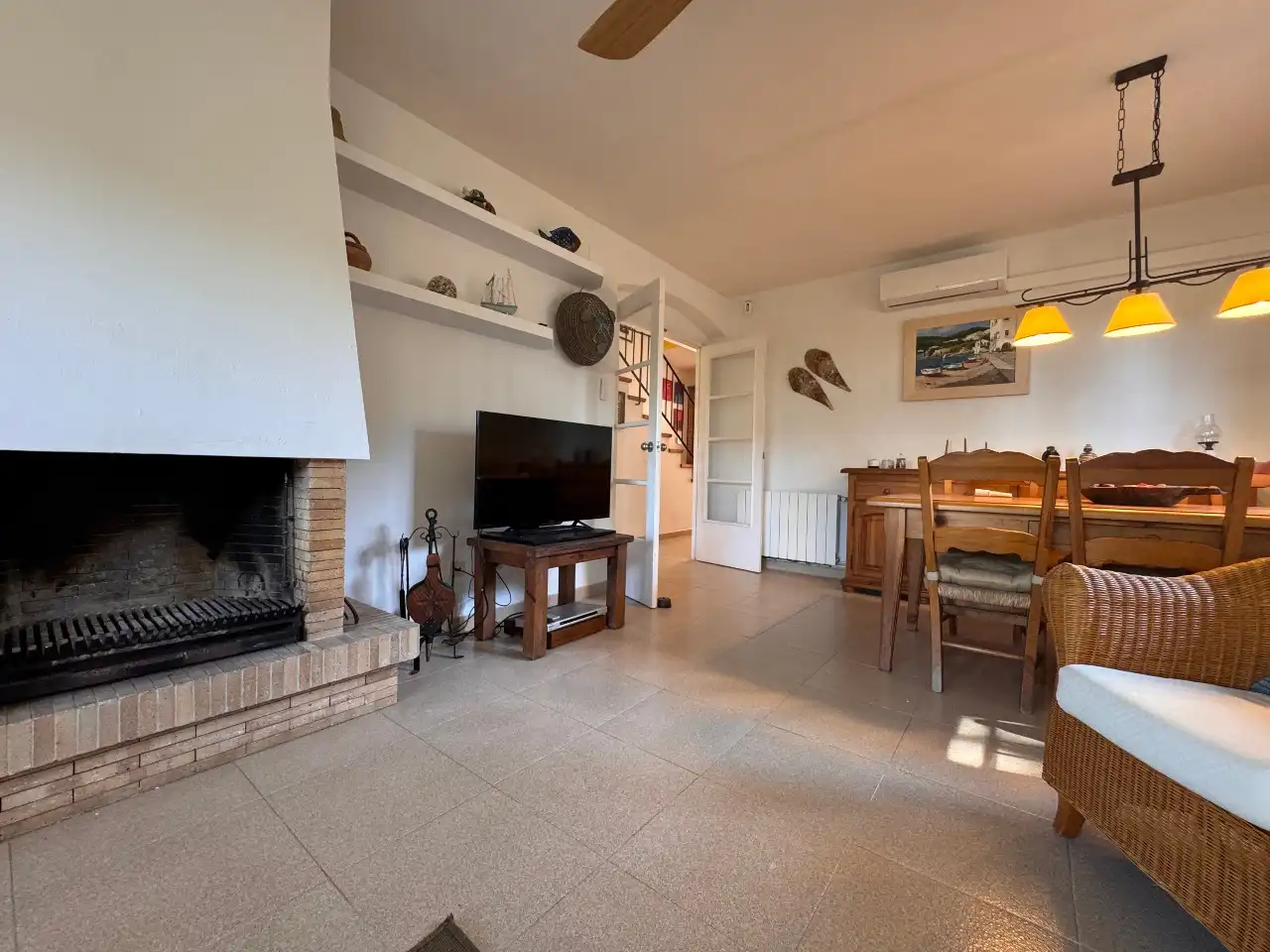Wohnzimmer von Haus oder Chalet zum Verkauf in Palafrugell mit Klimaanlage, Privatgarten und Terrasse