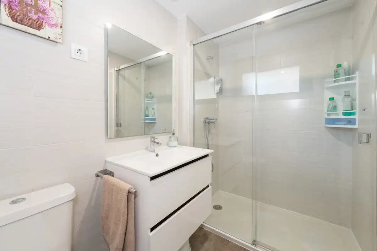 Badezimmer von Haus oder Chalet zum Verkauf in Colmenar Viejo mit Klimaanlage, Privatgarten und Terrasse
