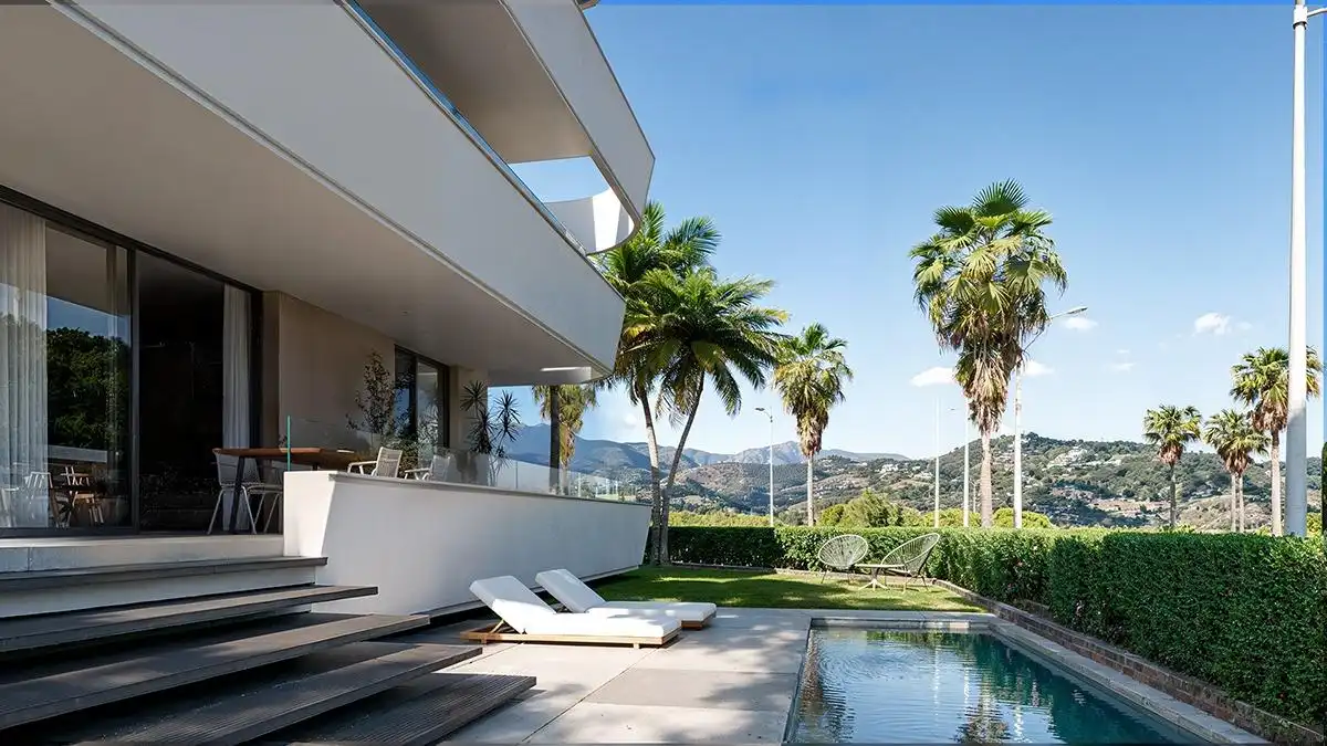 Terrasse von Wohnungen zum Verkauf in Estepona mit Klimaanlage, Terrasse und Abstellraum