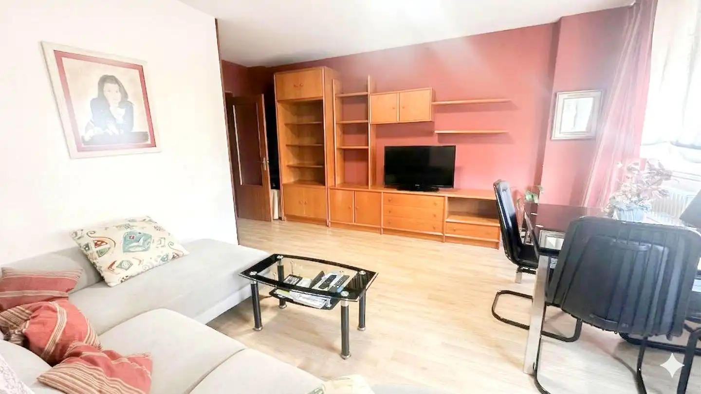 Living room of Flat for sale in  Logroño  with Heating, Storage room and Furnished